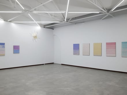 Ecstatic horizon